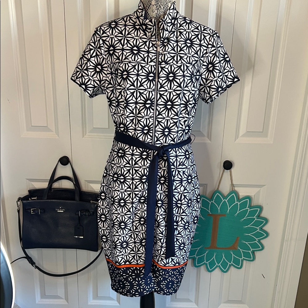 Stunning Enfocus Studio Black and White Dress size 12.